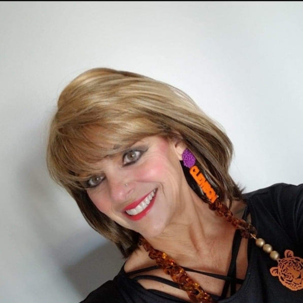 Meet your Posher, Deborah